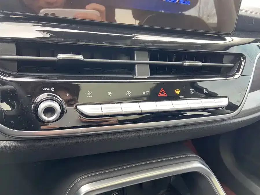 Haval H6 Haval H6 2021 National Fashion Edition 1.5GDIT Automatic Champion Edition 2022 — миниатюра 3