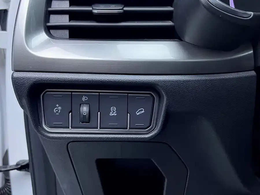 Haval H6 Haval H6 2021 National Fashion Edition 1.5GDIT Automatic Champion Edition 2022 — миниатюра 3