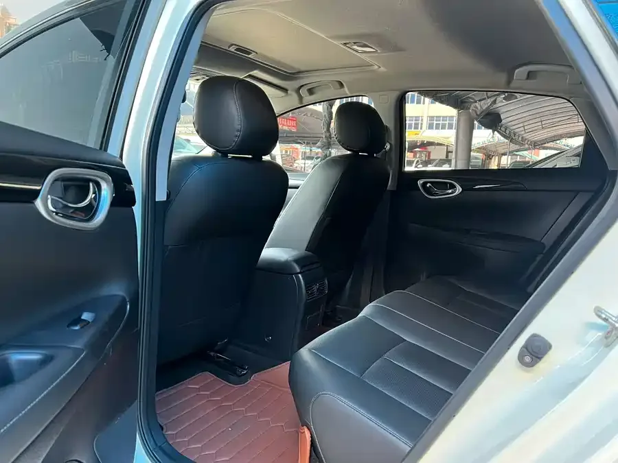 Nissan Sylphy Sylphy 2022 Classic 1.6XL CVT Luxury Edition 2023 — миниатюра 5
