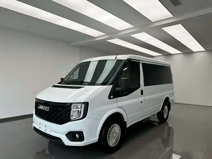 Jiangling Fushun Jiangling Fushun 2024 2.0T manual diesel short-axle low-top commercial multi-purpose passenger car 5 seats (double tailgate) 2024 — фото 1, купить с доставкой в Москву