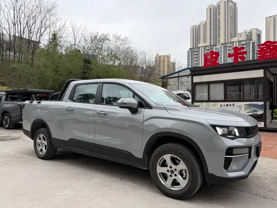 Geely King Kong Geely Radar King Kong 2025 PHEV 4WD Long Box King Kong 2025 — миниатюра 3