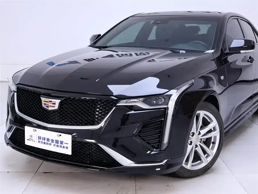 Cadillac CT4 2022 28T Fashion Model 2022 — миниатюра 3