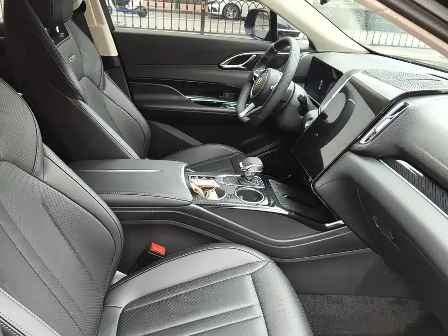 Hongqi HS3 Hongqi HS3 2023 1.5T 2WD Shanwei Edition 2024 — миниатюра 2