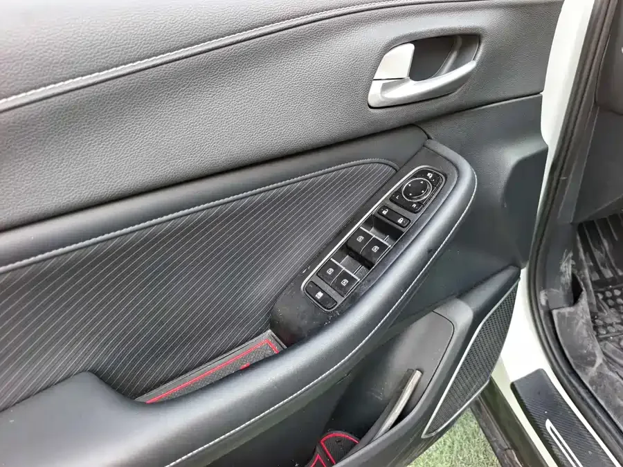 GAC Trumpchi GS4 Trumpchi GS4 2022 270T Automatic Intelligent Mobility Technology Edition 2022 — миниатюра 3