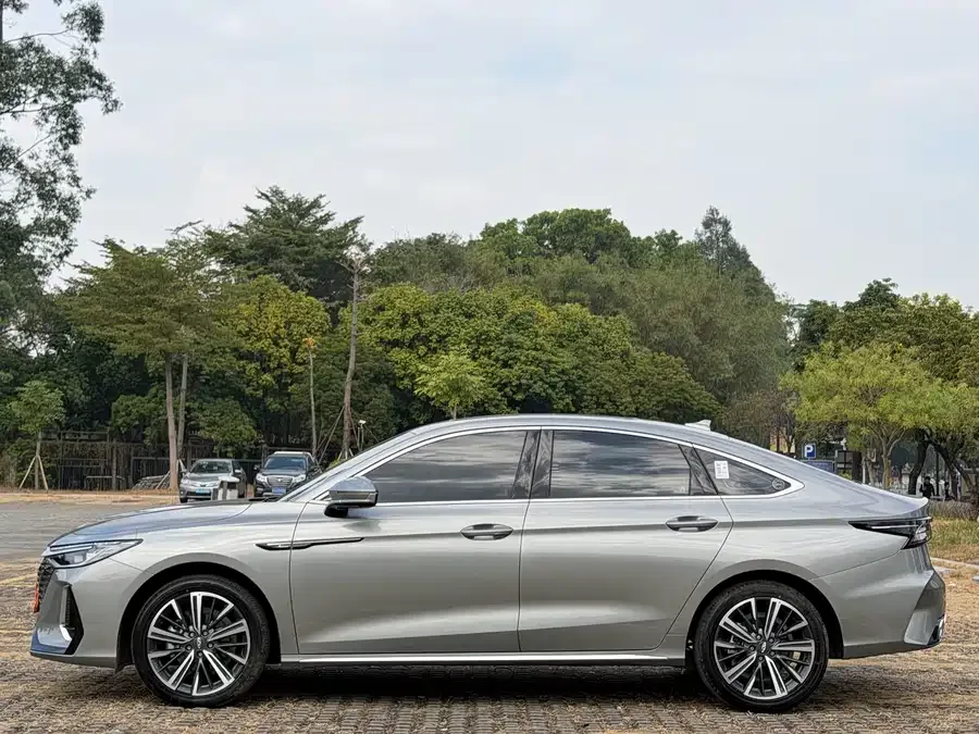 Chery Arrizo 8 Arrizo 8 2025 1.6T DCT 2025 — миниатюра 2