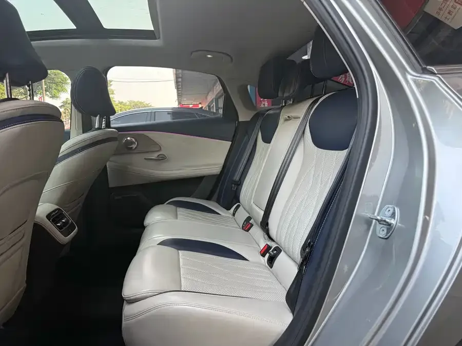 Chery Arrizo 8 Arrizo 8 2023 1.6T DCT Elegant 2023 — миниатюра 4