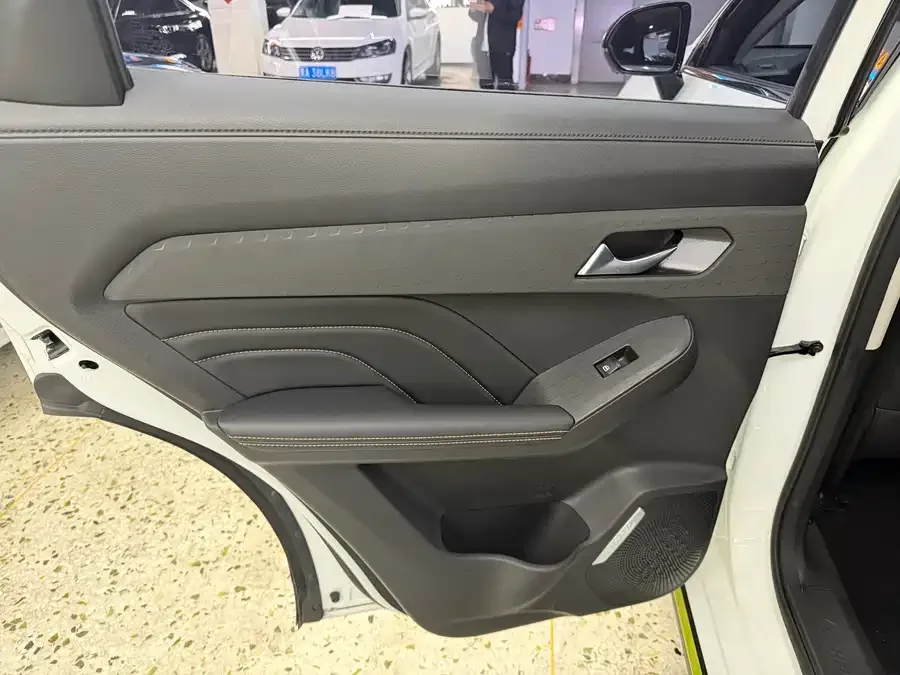 Haval Chitu (Red Rabbit) Haval Chitu 2022 Jinxiang Edition 1.5T Bronze Rabbit 2023 — миниатюра 4