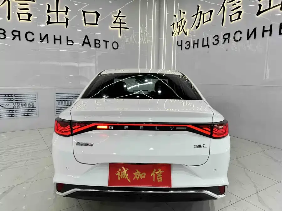 Geely Emgrand L Emgrand L 2022 1.4T CVT Supreme 2022 — миниатюра 2