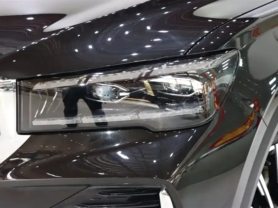 Geely Monjaro Xingyue L 2025 Dongfangyao 2.0TD Automatic Star-gazing Edition 2025 — миниатюра 4