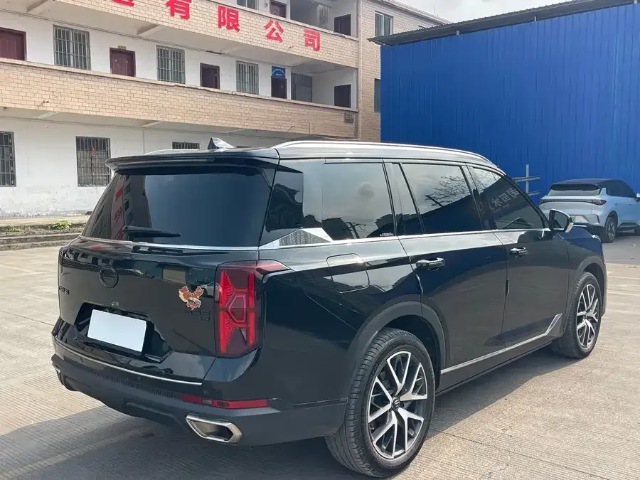 GAC Trumpchi GS8 Trumpchi GS8 2024 Navigator Series 2.0TGDI 4WD Luxury Intelligent Connected Edition 7-Seater 2024 — миниатюра 2