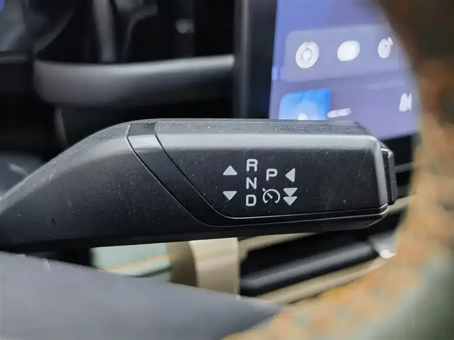 iCAR 03 iCAR 03 2024 472km 4WD long-range version 2024 — миниатюра 4
