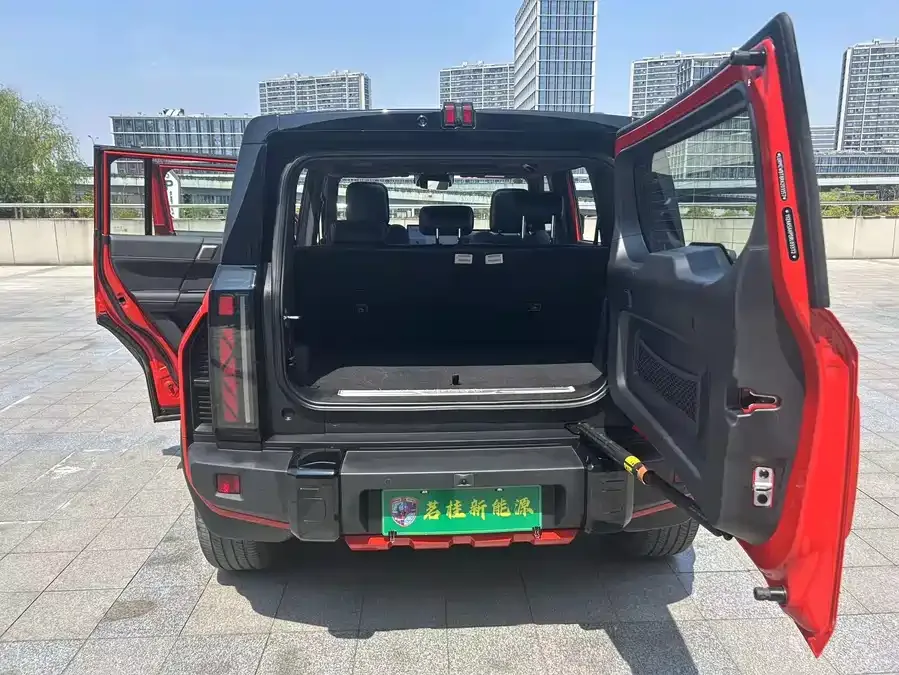 iCAR 03T iCAR 03T 2024 501km 4WD long range version 2025 — миниатюра 5