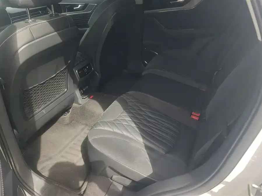 Hongqi HS5 Hongqi HS5 2022 2.0T Zhilian Qixiang 4WD Edition 2023 — миниатюра 5