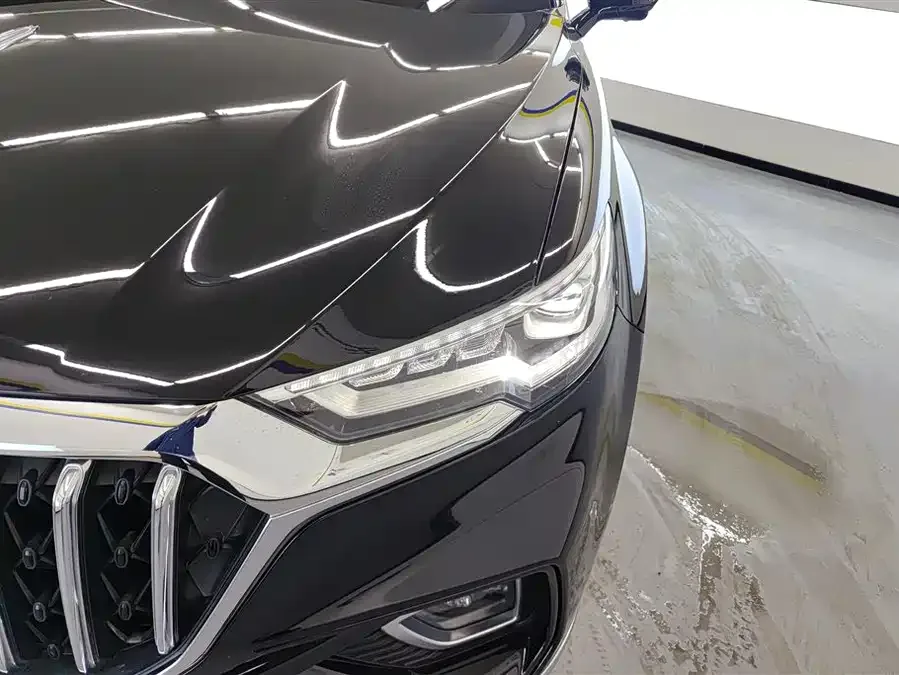 Hongqi HS5 Hongqi HS5 2022 facelift 2.0T Zhilian Qixiang Edition 2022 — миниатюра 2