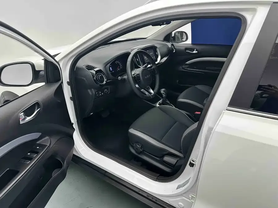 Kia KX1 Yipao 2021 1.4L CVT Fun Edition 2022 — миниатюра 3