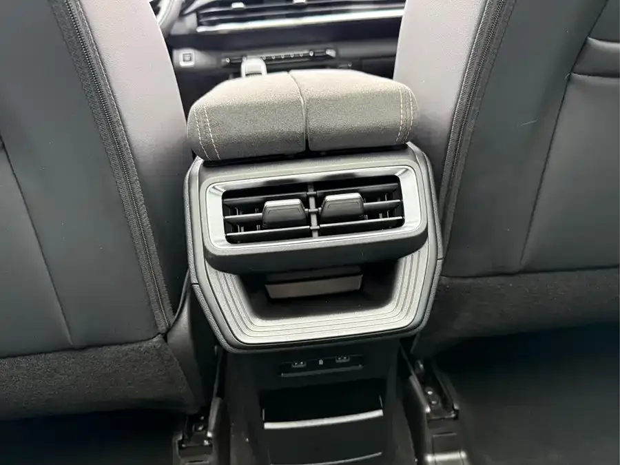 Geely Haoyue L Haoyue L 2025 2.0T DCT Premium Edition 2025 — миниатюра 5