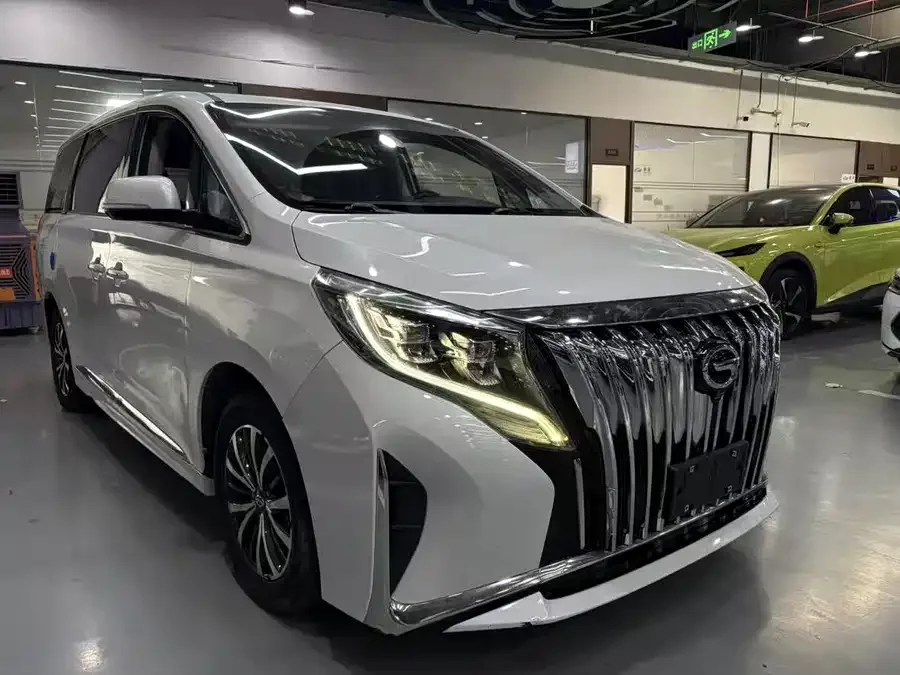 GAC Trumpchi M8 Trumpchi M8 2023 Lingxiu Series 390T Deluxe Edition 2022 — миниатюра 3