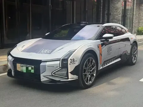 HiPhi Z 2023 купить в Москве