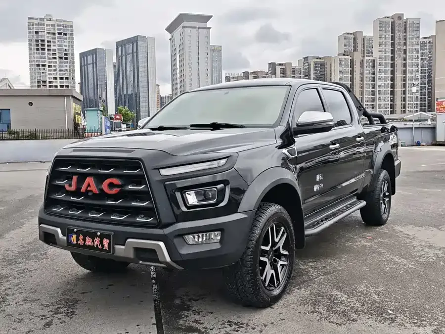 JAC Group SUV Hantu 2021 2.0T commercial version manual diesel two-wheel drive elite large double HFC4DB2-2E 2022 — фото 1, купить с доставкой в Москву