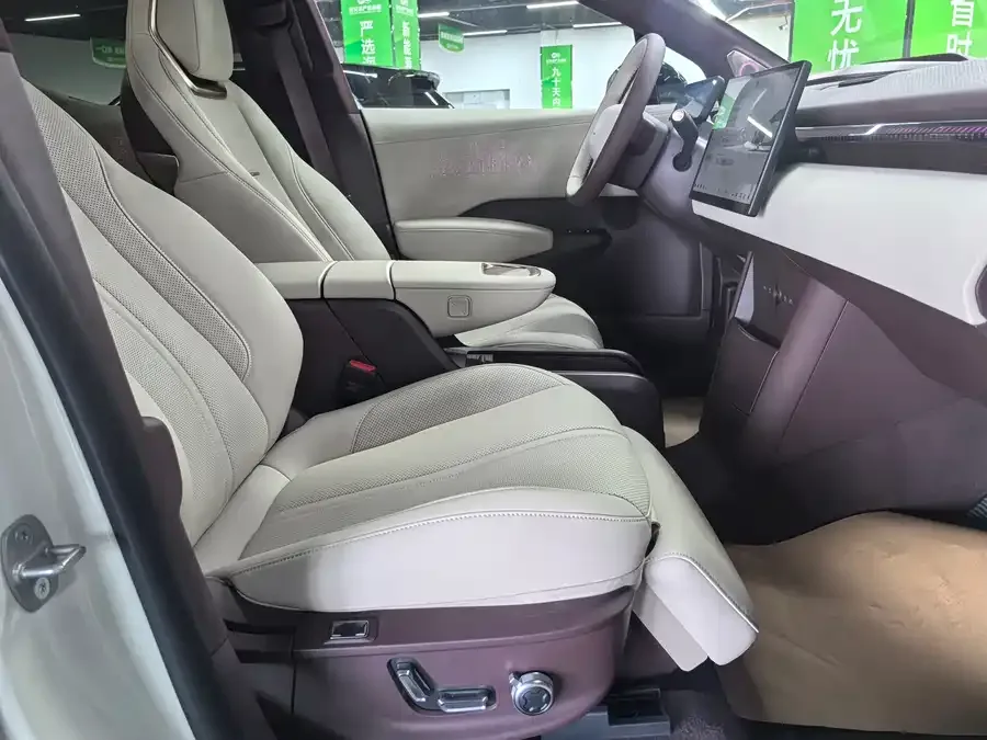 Zeekr X Zeekr X 2025 four-seat rear-wheel drive cube version 2024 — миниатюра 2