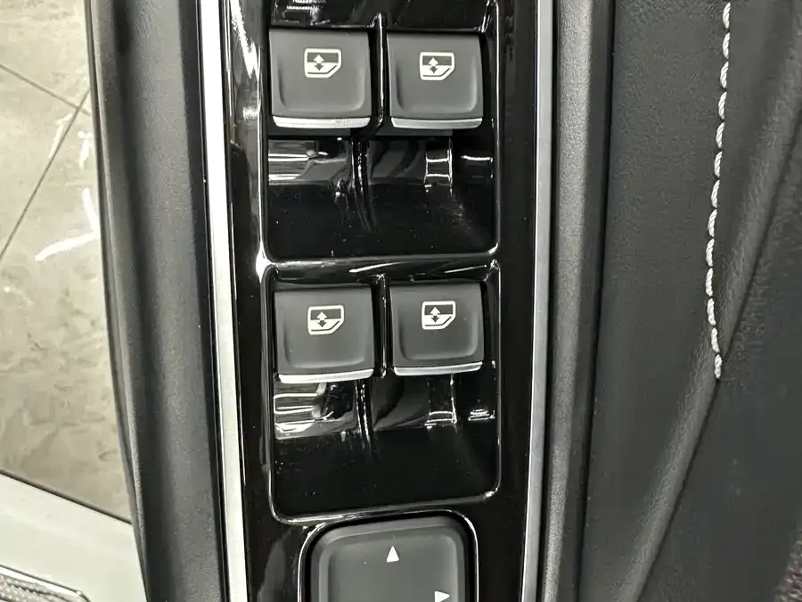 Jetta VS7 Jetta VS7 2023 280TSI Automatic Enjoy Edition 2025 — миниатюра 5