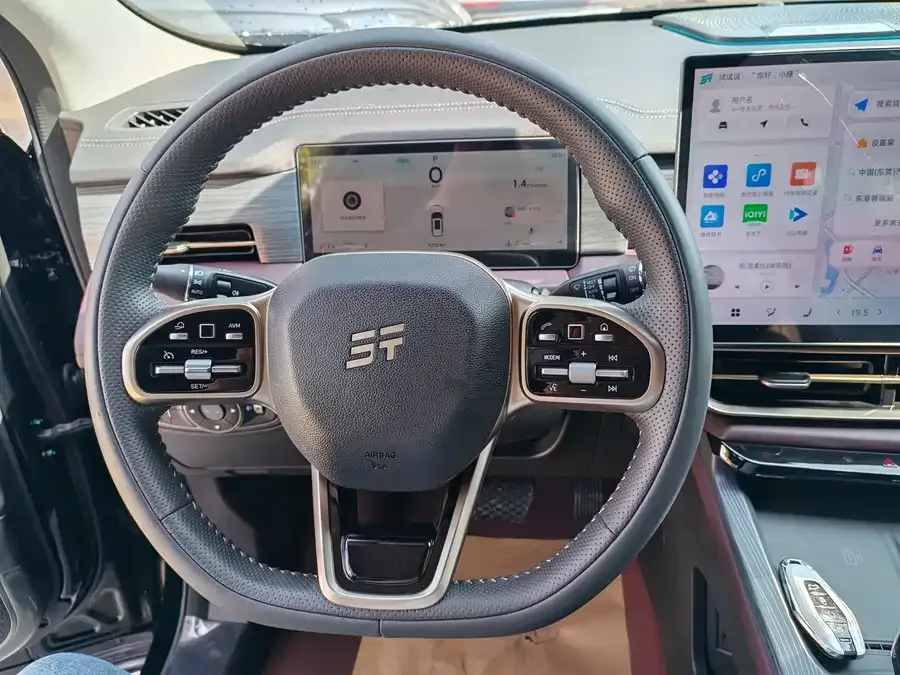 Jetour X90 PRO Jetour X90 PRO 2024 2.0T DCT Premium Edition 7-seater 2024 — миниатюра 5