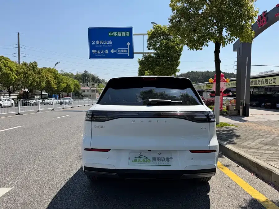 Geely Galaxy E5 Galaxy E5 2024 530km Long Range Edition 2025 — миниатюра 2