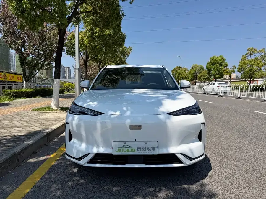 Geely Galaxy E5 Galaxy E5 2024 530km Long Range Edition 2025 — фото 1, купить с доставкой в Москву