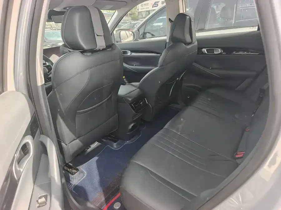 Geely Galaxy E5 Galaxy E5 2024 530km Long Range Edition 2024 — миниатюра 3