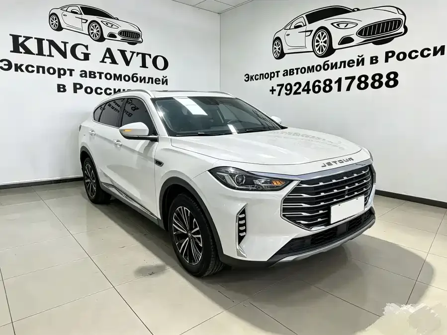 Jetour X70 PLUS JETOUR X70 PLUS 2021 facelift 1.5T DCT Mountain PRO 7-seater 2022 — фото 1, купить с доставкой в Москву