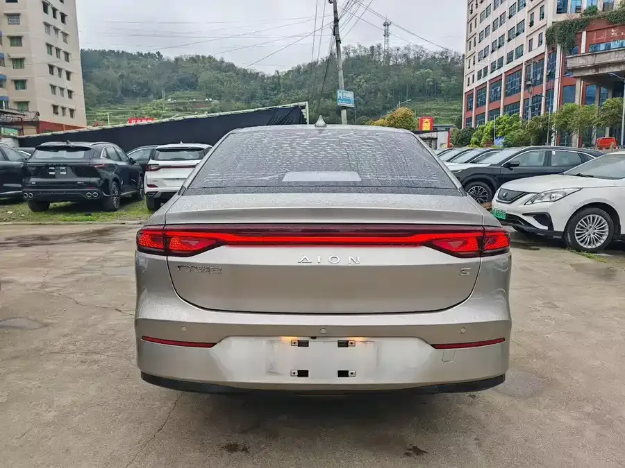 AION AION S AION S 2023 model 580 Lithium iron phosphate 2024 — миниатюра 3