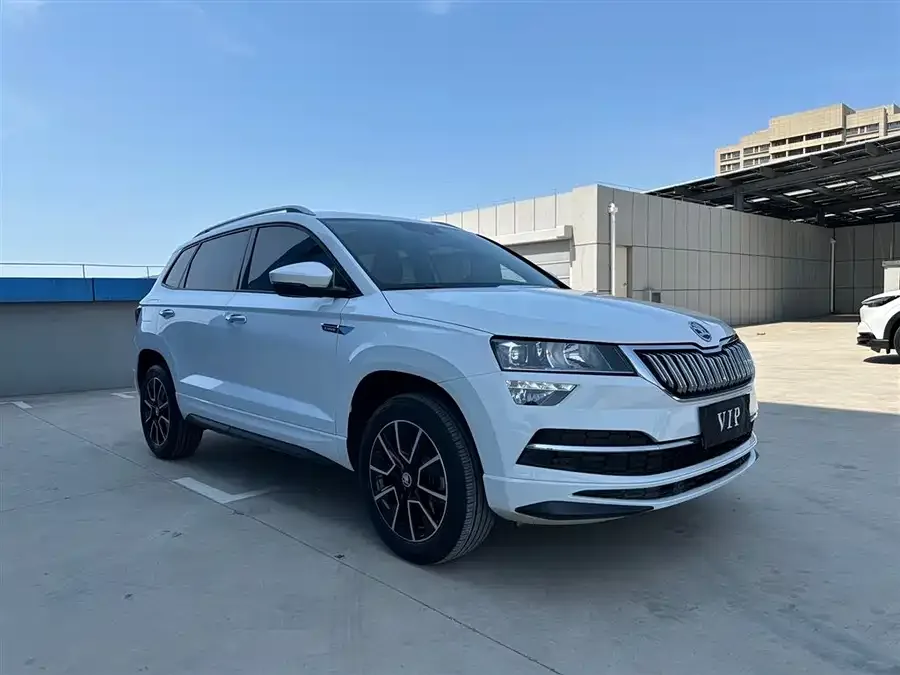 Skoda Karoq Korok 2023 TSI280 Exclusive Edition 2023 — миниатюра 3
