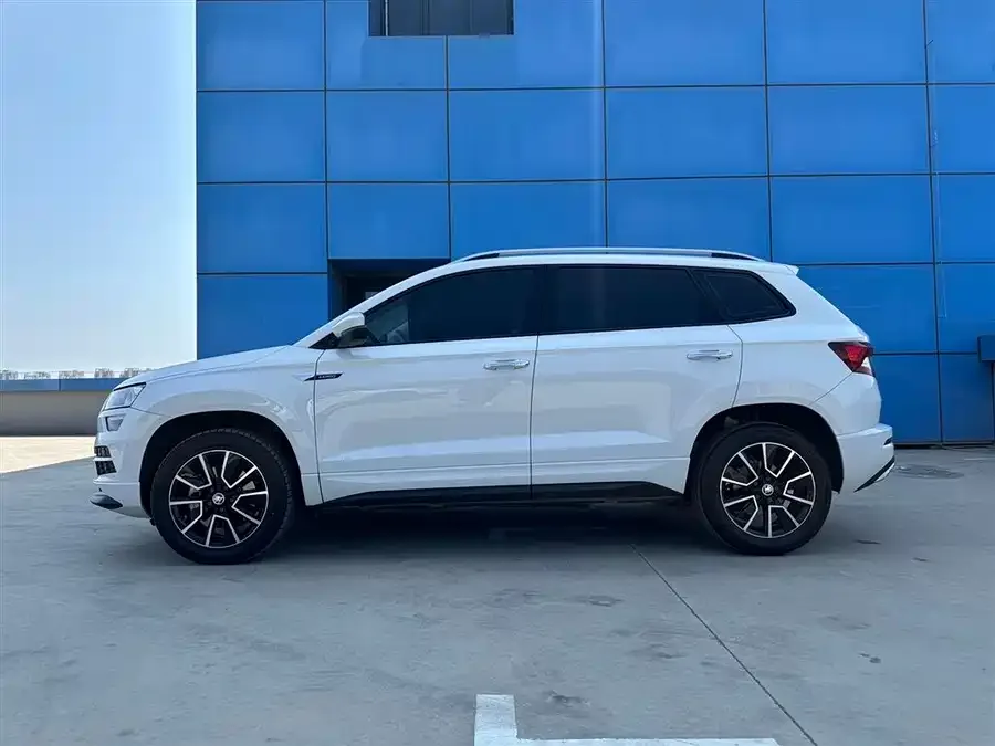 Skoda Karoq Korok 2023 TSI280 Exclusive Edition 2023 — миниатюра 4