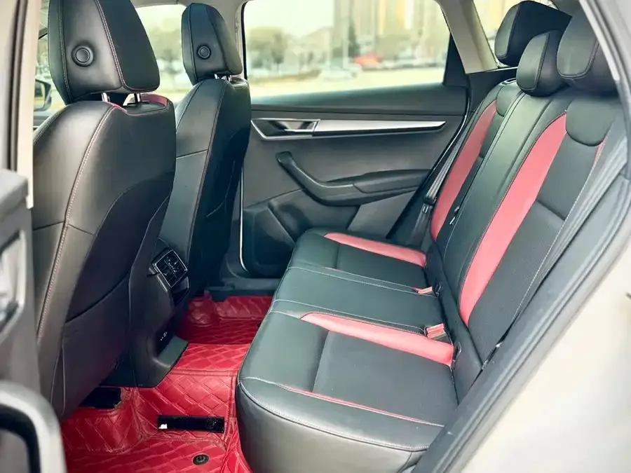 Skoda Karoq Korok 2022 TSI280 Luxury Edition 2022 — миниатюра 5