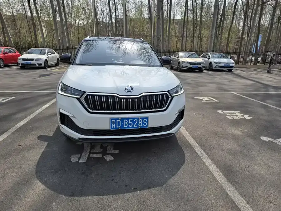 Skoda Kamiq 2023 Kamiq Facelift GT 1.5L Automatic Premium Edition 2024 — миниатюра 4