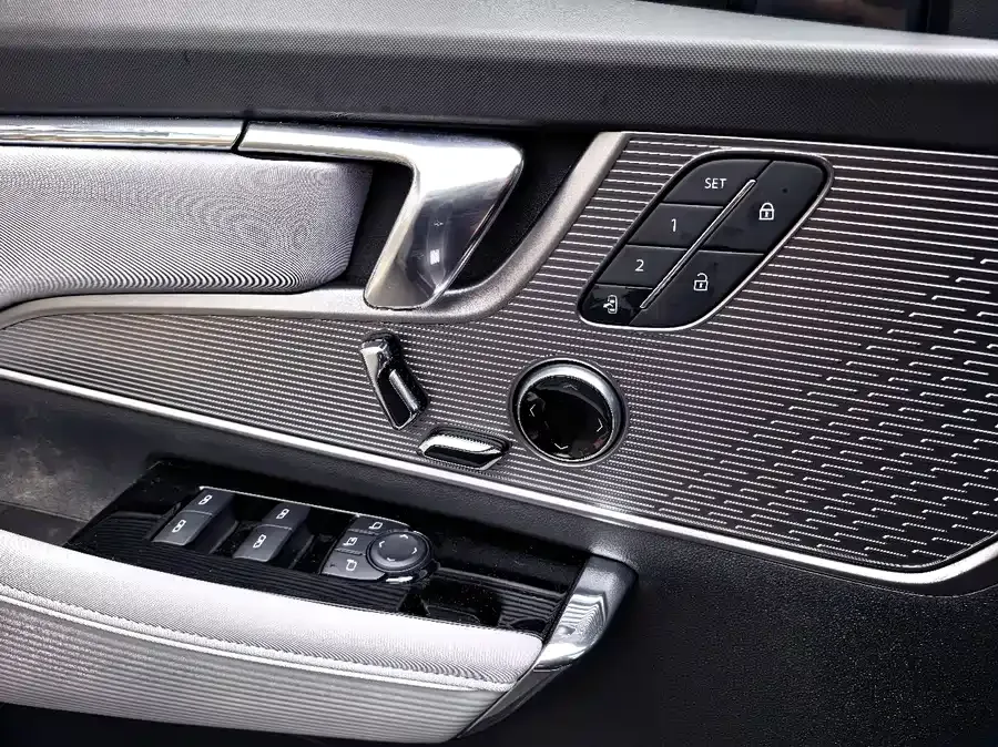 Buick E5 2023 Long Range Edition 2024 — миниатюра 4