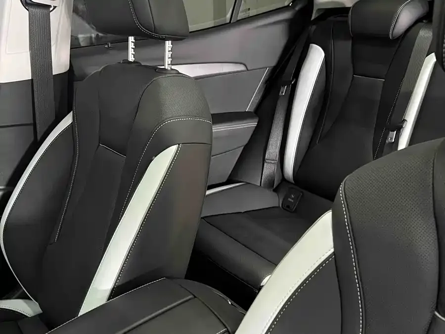 Buick Envision S Envision S 2024 Envision S 25T Black Fashion Edition 2024 — миниатюра 5