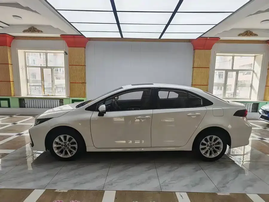 Toyota Corolla Corolla 2021 1.2T S-CVT Elite Edition 2022 — миниатюра 2