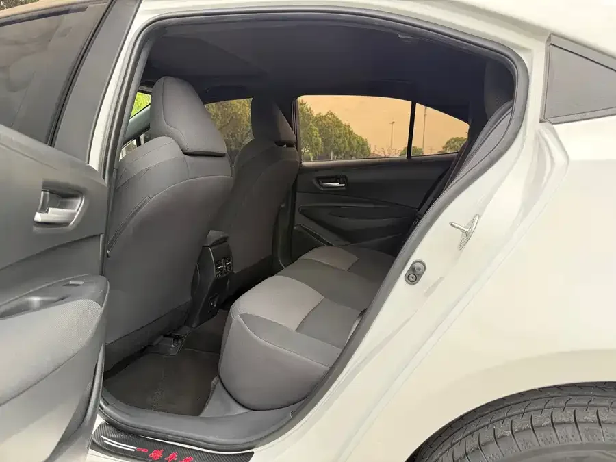 Toyota Levin 2022 Lelink 185T CVT Luxury Edition 2022 — миниатюра 3