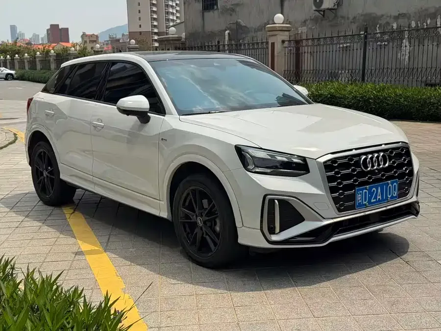 Audi Q2L 2023 35TFSI Progressive Dynamic Edition 2023 — миниатюра 3