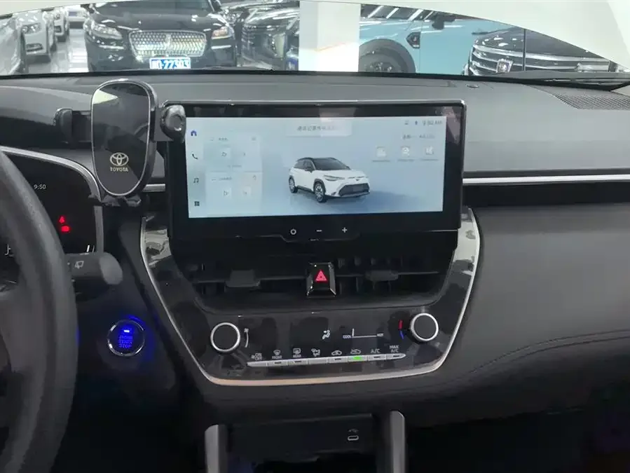 Toyota Frontlander Fenglanda 2024 2.0L CVT Elite Plus Edition 2025 — миниатюра 4