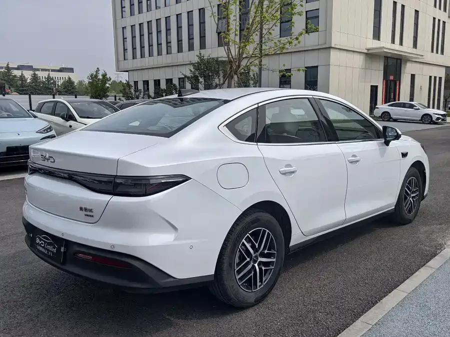 BYD seal 05 DM-i Seal 05 DM-i 2025 DM-i Intelligent Driving Edition 120KM Flagship Model 2025 — миниатюра 3