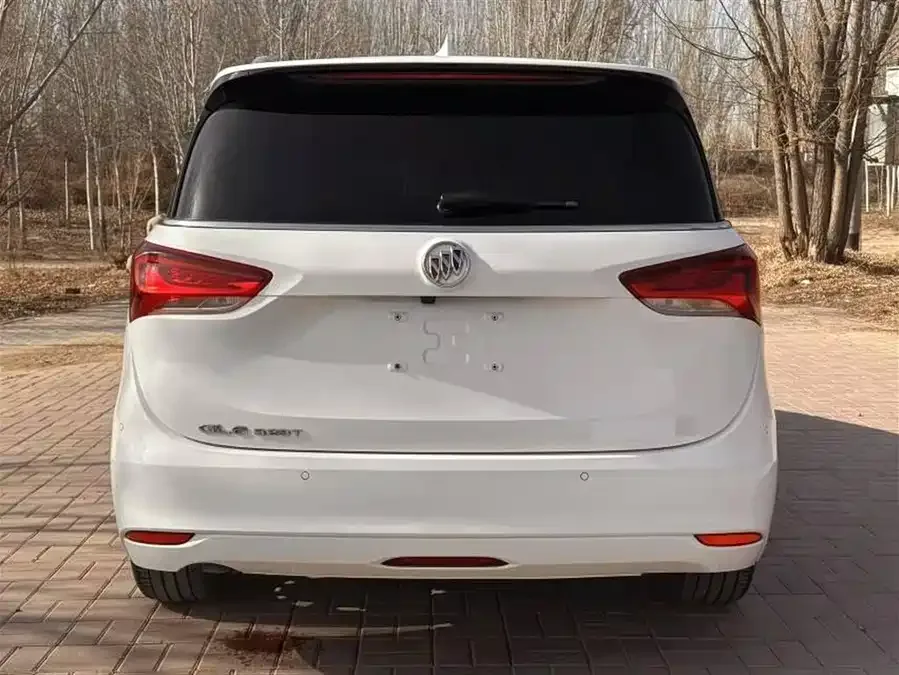 Buick GL6 2021 323T Mild Hybrid Connected Luxury Edition 2023 — миниатюра 2