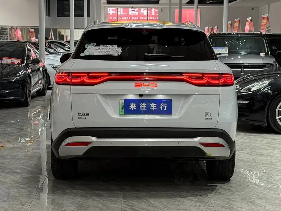 BYD Song L DM-i Song L DM-i 2025 Intelligent Driving Edition 112km Surpassing Edition 2025 — миниатюра 2
