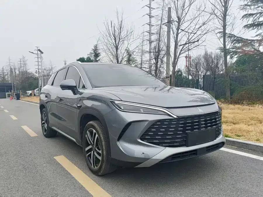BYD Song L DM-i Song L DM-i 2025 Intelligent Driving Edition 112km Surpassing Edition 2025 — миниатюра 3