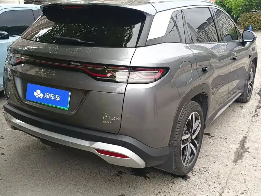 BYD Song L DM-i Song L DM-i 2025 Intelligent Driving Edition 112km Surpassing Edition 2025 — миниатюра 3