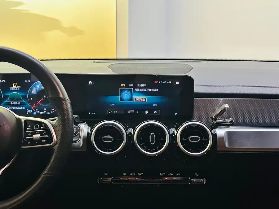 Mercedes-Benz GLB-Class Mercedes-Benz GLB 2023 GLB 200 Dynamic 2023 — миниатюра 2