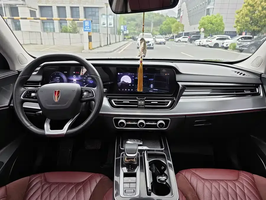 Hongqi HS5 Hongqi HS5 2025 2.0T 2WD Flagship Enjoy Pro Edition 2024 — миниатюра 4