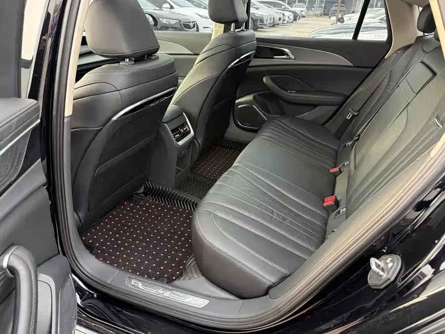 Hongqi H5 Hongqi H5 2023 2.0T Automatic Intelligent Connection Flagship Chang Edition 2022 — миниатюра 2