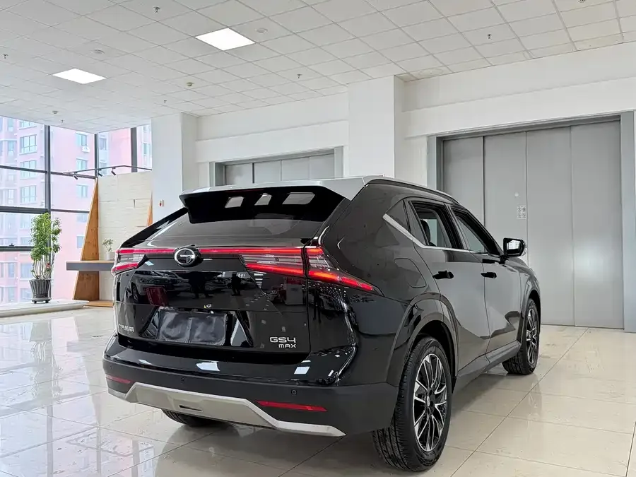 GAC Trumpchi GS4 Trumpchi GS4 2024 MAX 1.5T Flagship Edition 2025 — миниатюра 2